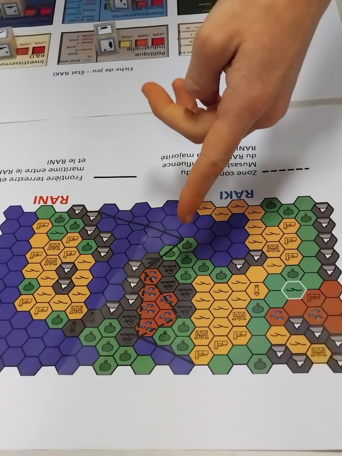 Gestion de conflit en réel pour les Premières HGGSP